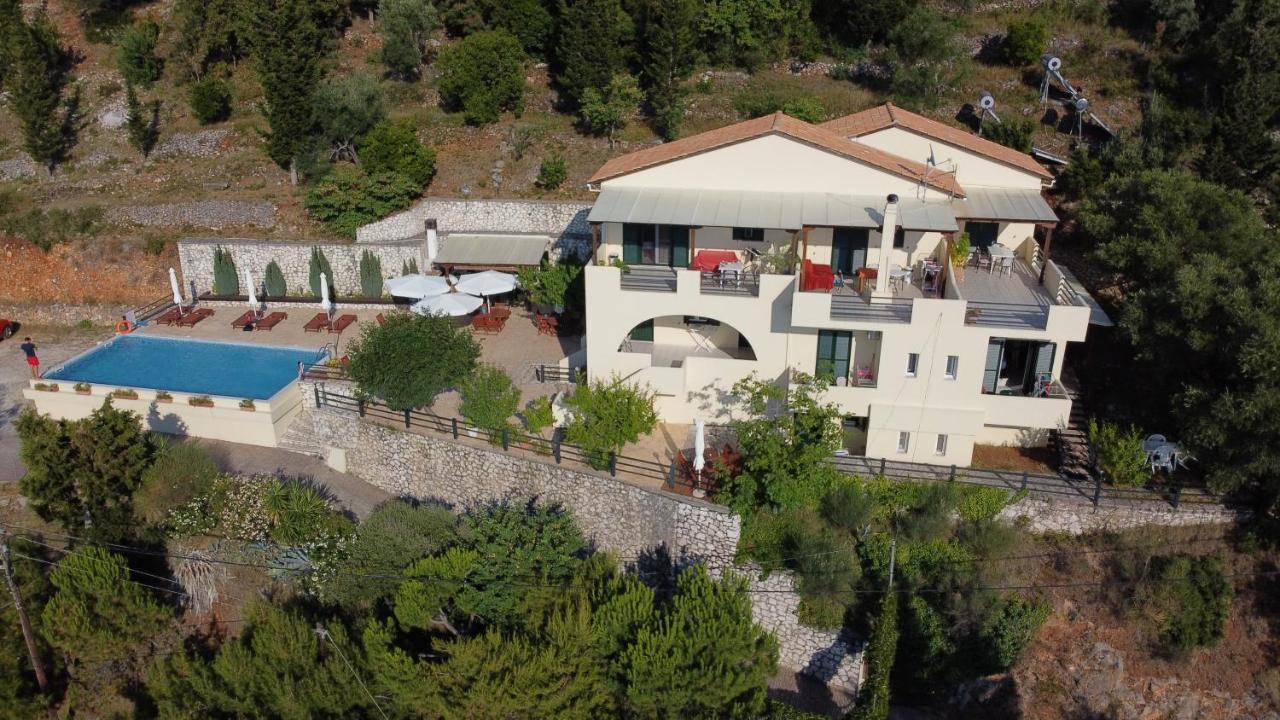 Green Villa Áyios Nikítas Exterior foto